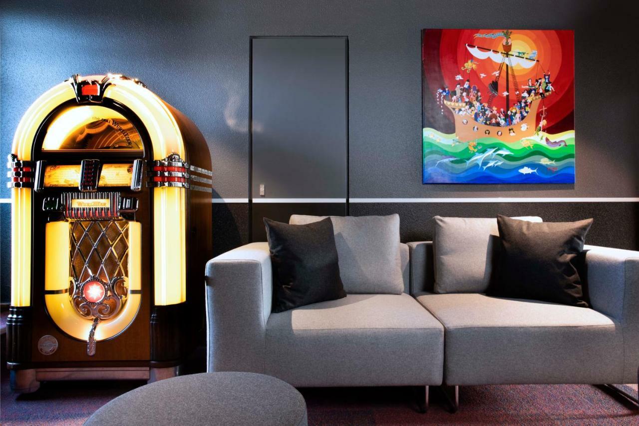 Hotel Le Bugatti Мольсайм Экстерьер фото
